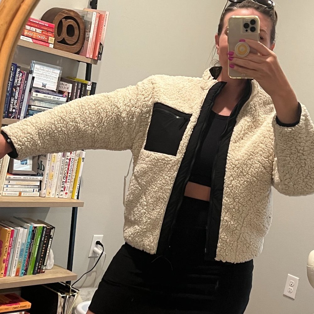 Black/sherpa jacket by Z Supply (M) reversible , NWT